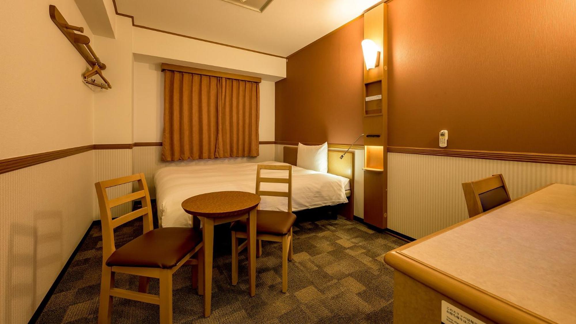 Toyoko Inn Takasaki Eki Nishi Guchi No 1 Ruang foto